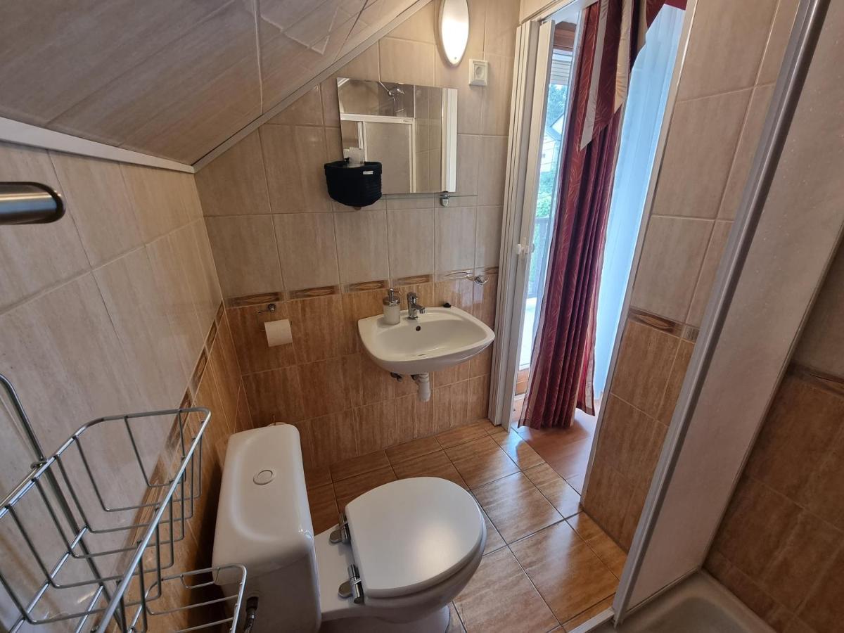 Abigel 2 Vendeghaz Hotel Miskolc Bagian luar foto