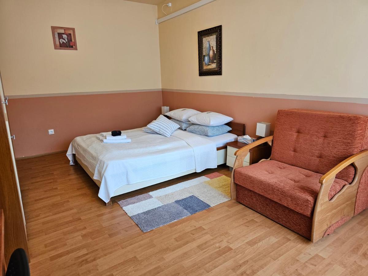 Abigel 2 Vendeghaz Hotel Miskolc Bagian luar foto